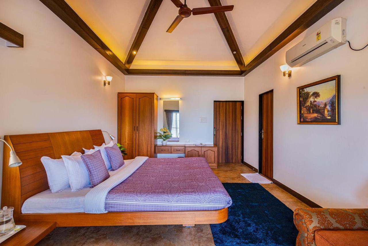 Ekam Lake House: Mountain Views & Wellness Retreat Pune Exterior photo
